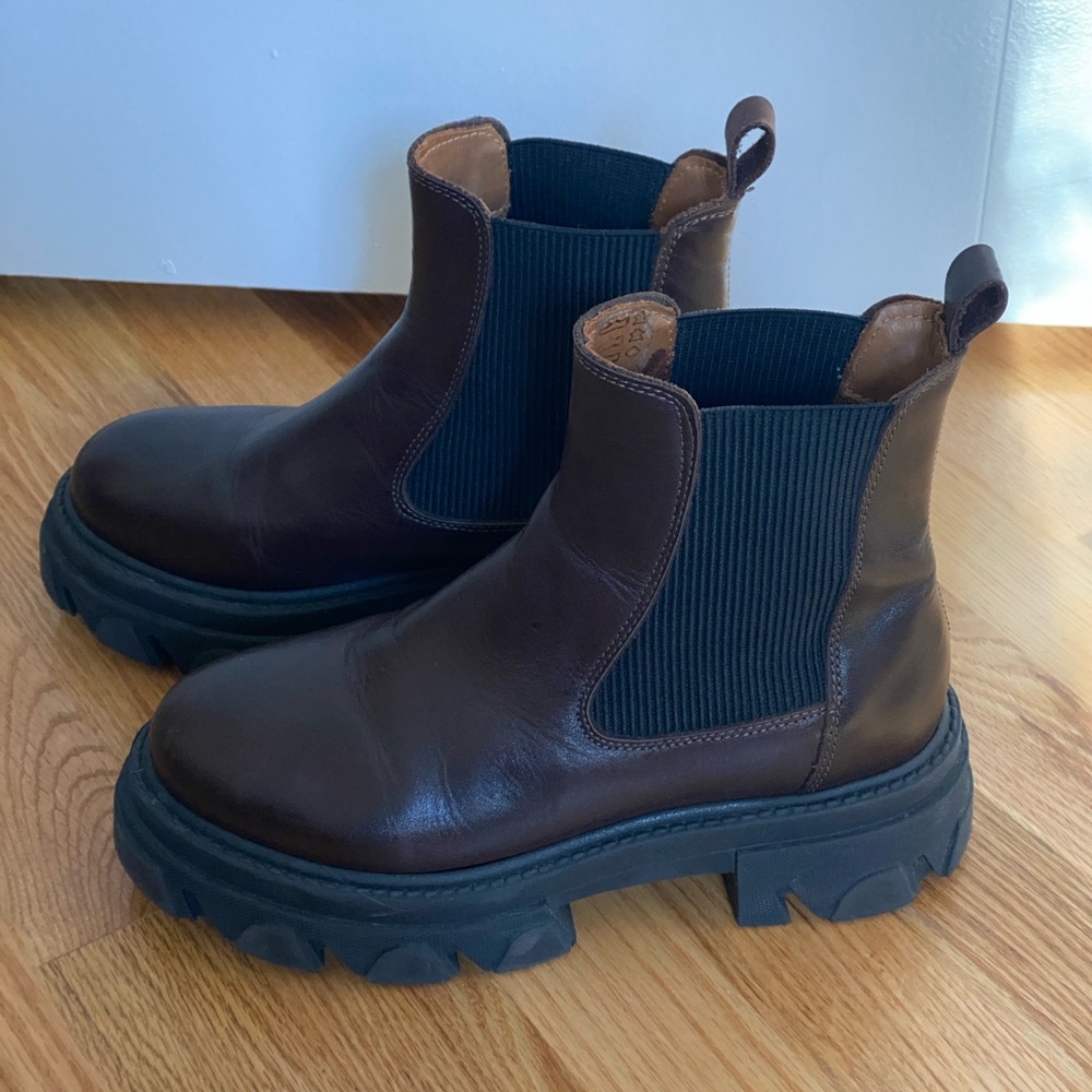 Chocolate Brown Winter Boots Leather